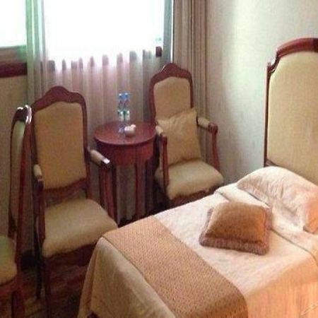 Phoenix Hotel Наньнін Екстер'єр фото
