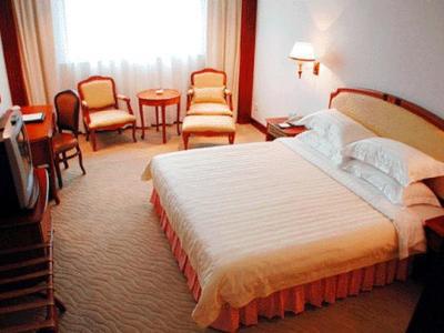 Phoenix Hotel Наньнін Екстер'єр фото
